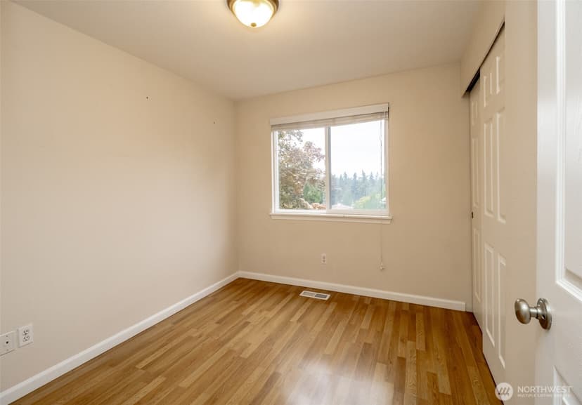 Property photo for 32624 35th Avenue SW, Federal Way photo 28