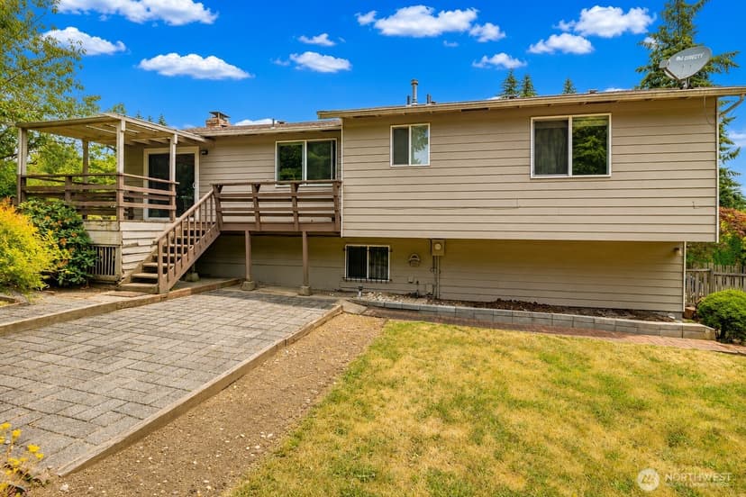 Property photo for 32624 35th Avenue SW, Federal Way photo 4