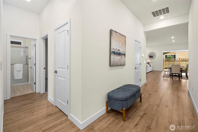 Property photo for 18011 150th Street E, Bonney Lake photo 5