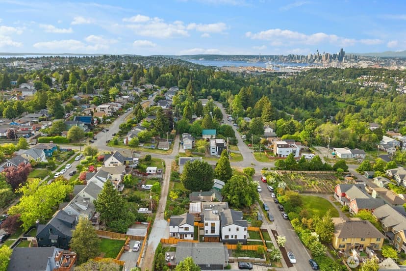 Property photo for 5921 32nd Avenue SW, Seattle photo 35