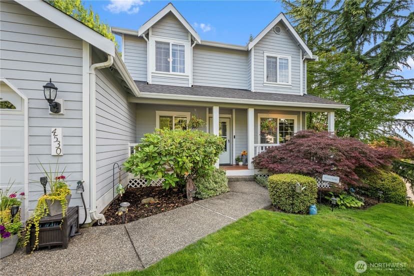 Property photo for 4530 70th Avenue NE, Marysville photo 3