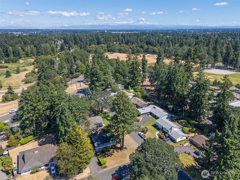 Property photo for 7827 76th Avenue SW, Lakewood photo 19