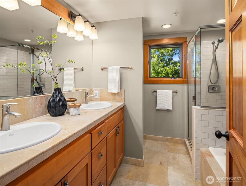 Property photo for 3824 Evanston Avenue N #11, Seattle photo 22