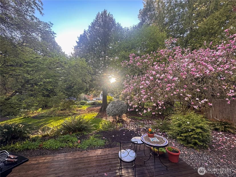 Property photo for 676 Park Avenue NE, Bainbridge Island photo 17