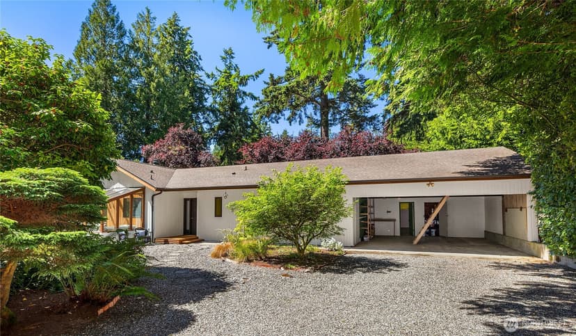 Property photo for 676 Park Avenue NE, Bainbridge Island photo 7