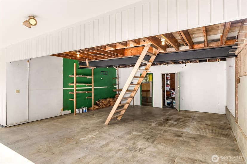 Property photo for 676 Park Avenue NE, Bainbridge Island photo 31