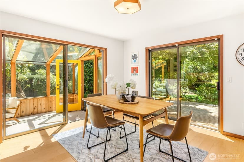 Property photo for 676 Park Avenue NE, Bainbridge Island photo 15
