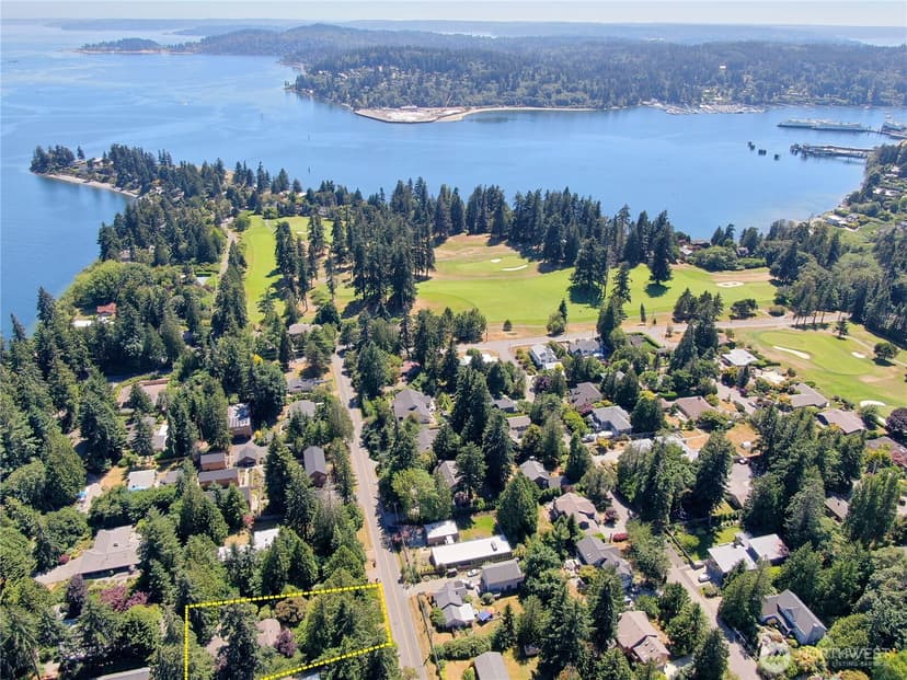 Property photo for 676 Park Avenue NE, Bainbridge Island