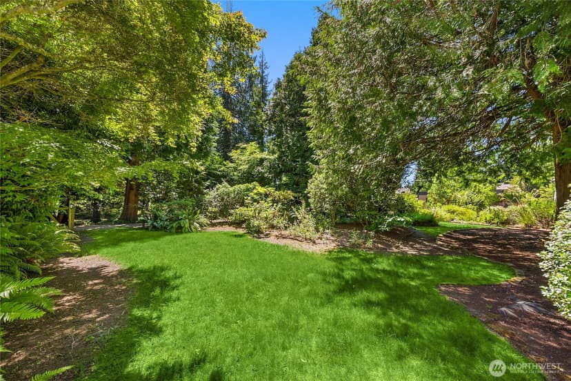 Property photo for 676 Park Avenue NE, Bainbridge Island photo 33