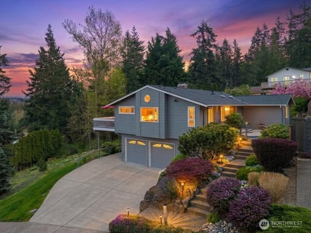 Property photo for 16813 NE 33rd Street, Bellevue