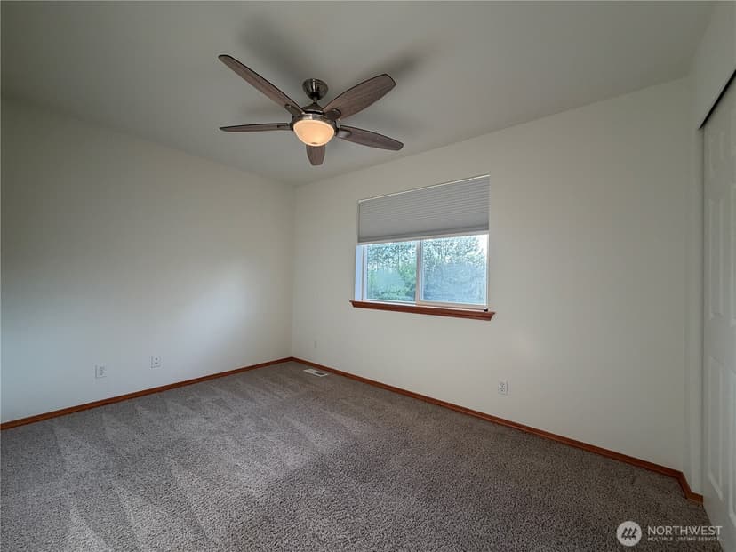 Property photo for 6731 37th Street NE, Marysville photo 17