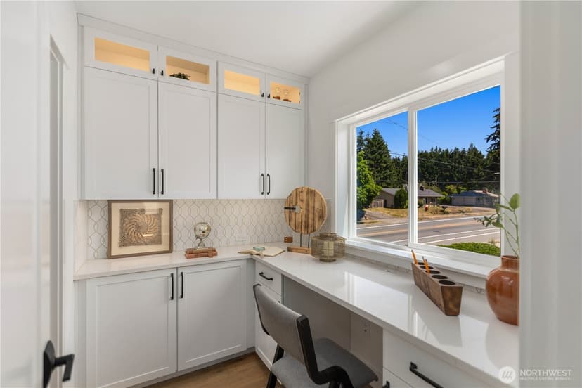 Property photo for 22001 81st Place W, Edmonds photo 7