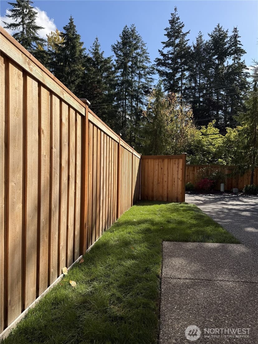 Property photo for 11526 NE 116th Street, Kirkland photo 4