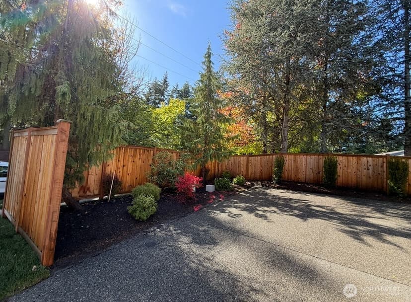 Property photo for 11526 NE 116th Street, Kirkland photo 7