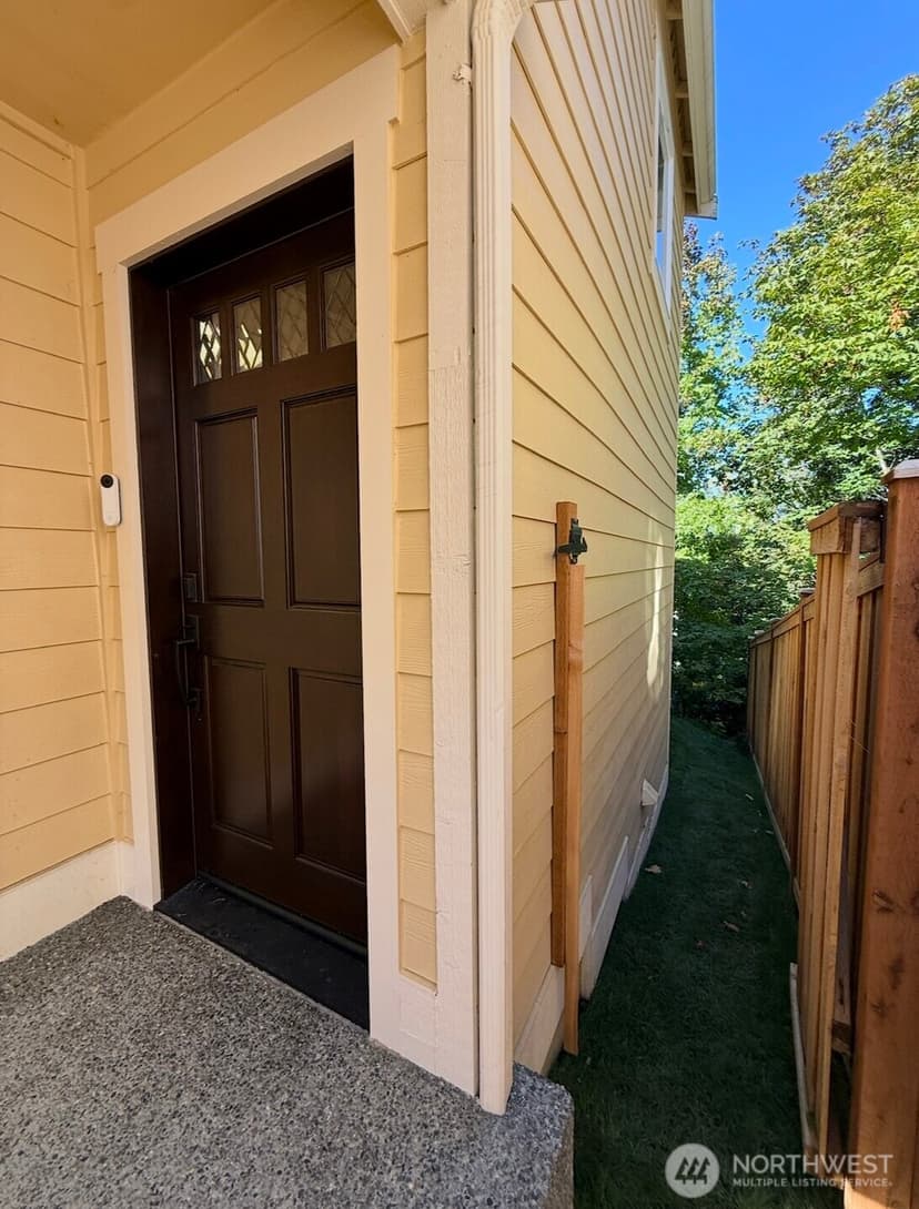 Property photo for 11526 NE 116th Street, Kirkland photo 12