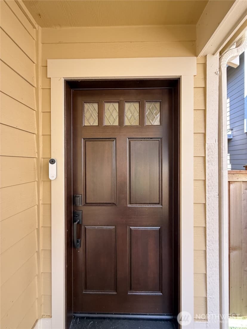 Property photo for 11526 NE 116th Street, Kirkland photo 2