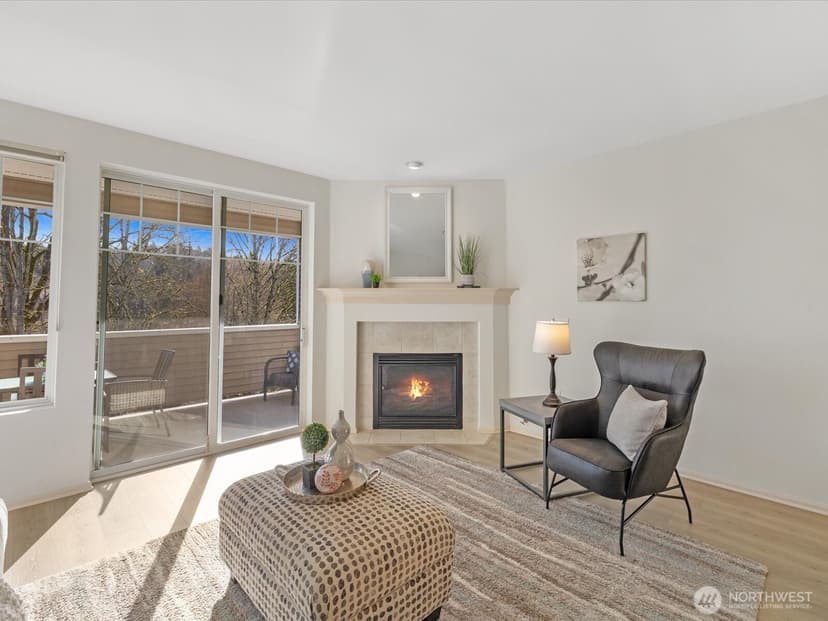 Property photo for 2244 132nd Avenue SE #B214, Bellevue photo 3
