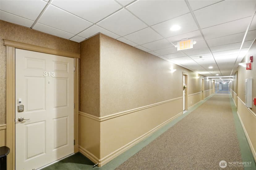 Property photo for 3501 Colby Avenue #313, Everett photo 21