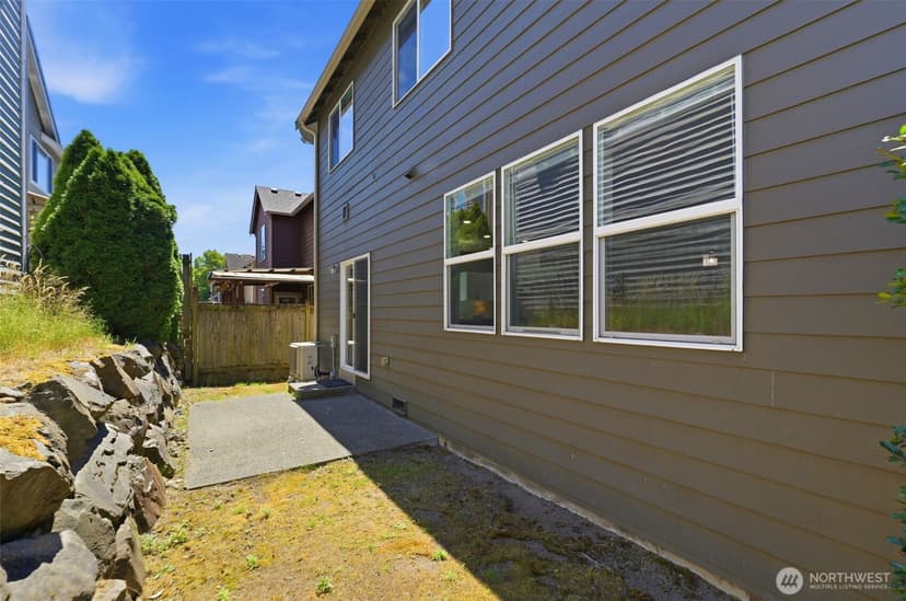 Property photo for 19215 25th Avenue SE, Bothell photo 37