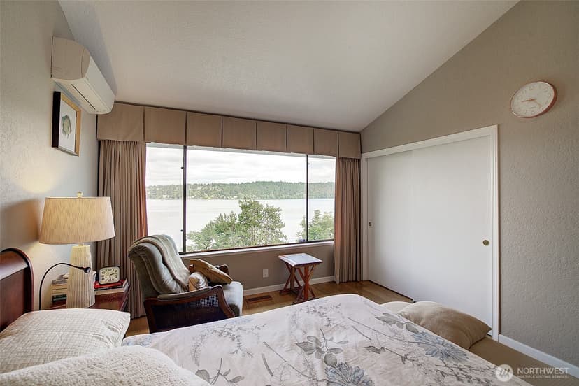 Property photo for 14820 39th Avenue NE, Lake Forest Park photo 26