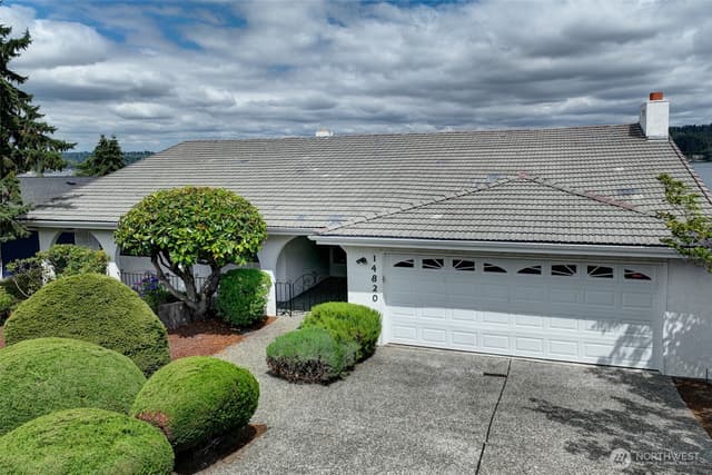 Property photo for 14820 39th Avenue NE, Lake Forest Park photo 2