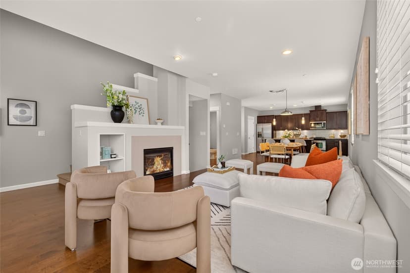 Property photo for 868 3rd Avenue NE, Issaquah photo 8
