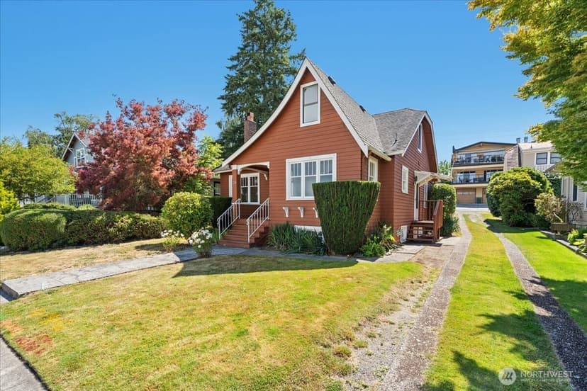 Property photo for 228 4th Avenue N, Edmonds photo 5
