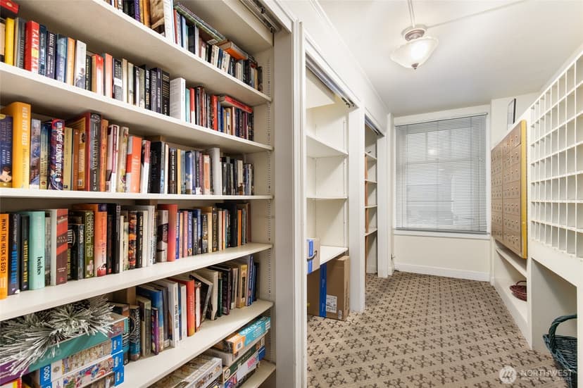 Property photo for 1017 Minor Avenue #205, Seattle photo 29