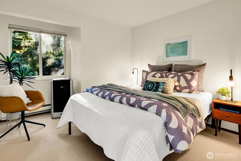 Property photo for 2300 NE 89th Street #2304, Seattle photo 18