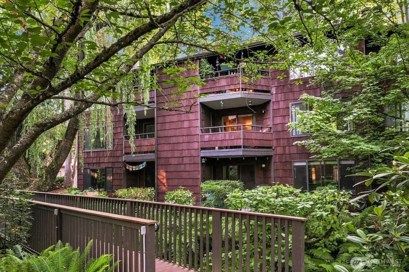 Property photo for 2300 NE 89th Street #2304, Seattle