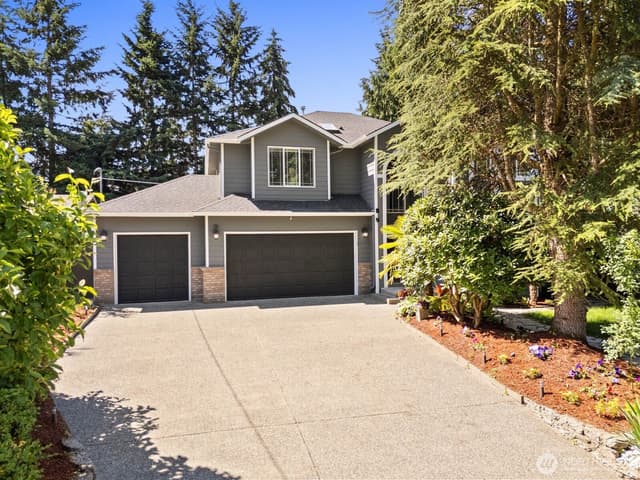 Property photo for 2106 120th Place SE, Everett photo 2