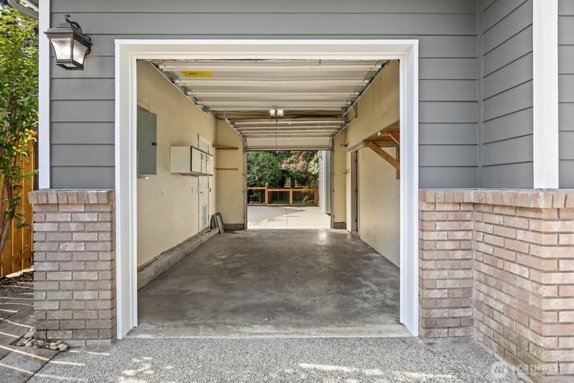 Property photo for 2106 120th Place SE, Everett photo 36