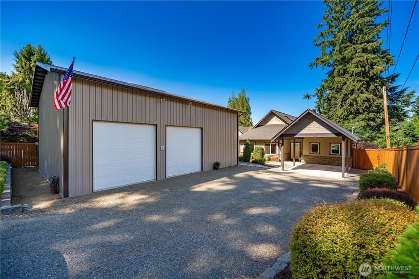 Property photo for 5419 W Tapps Drive E, Lake Tapps photo 16