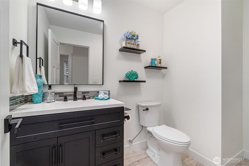 Property photo for 1848 S 312th Street, Federal Way photo 4