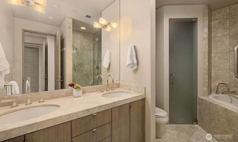 Property photo for 650 Bellevue Way NE #4004, Bellevue photo 34