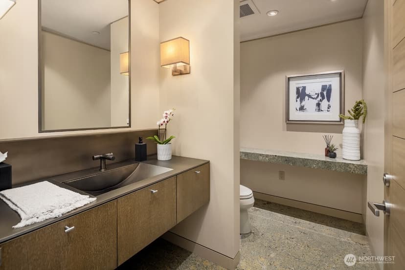 Property photo for 650 Bellevue Way NE #4004, Bellevue photo 37