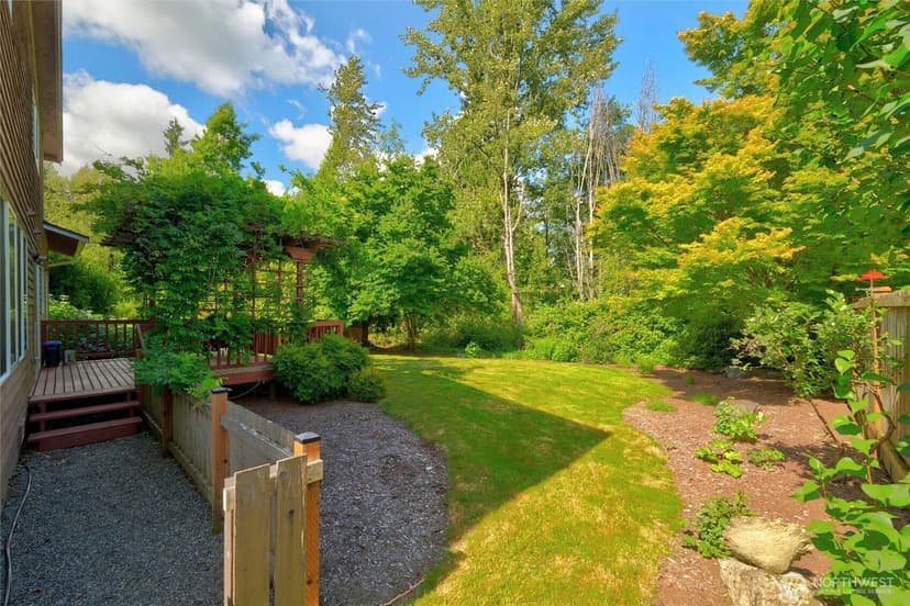 Property photo for 7813 73rd Place NE, Marysville photo 3
