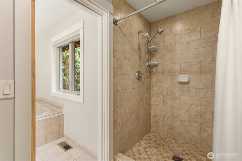 Property photo for 9246 Fletcher Bay Road NE, Bainbridge Island photo 15