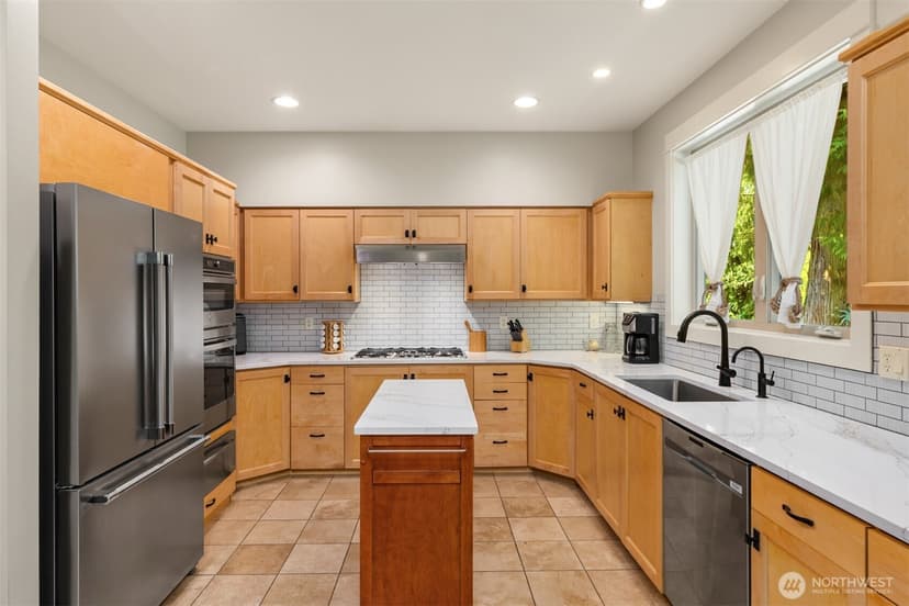 Property photo for 9246 Fletcher Bay Road NE, Bainbridge Island photo 9