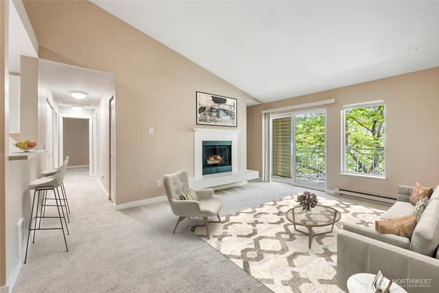 Property photo for 12303 Harbour Pointe Boulevard #EE305, Mukilteo photo 5