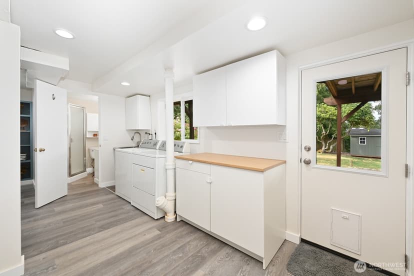 Property photo for 9823 41st Avenue SW, Seattle photo 18