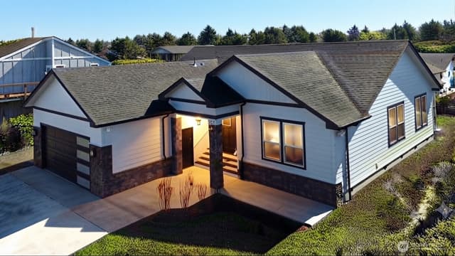 Property photo for 552 Sand Dune Avenue SW, Ocean Shores photo 2