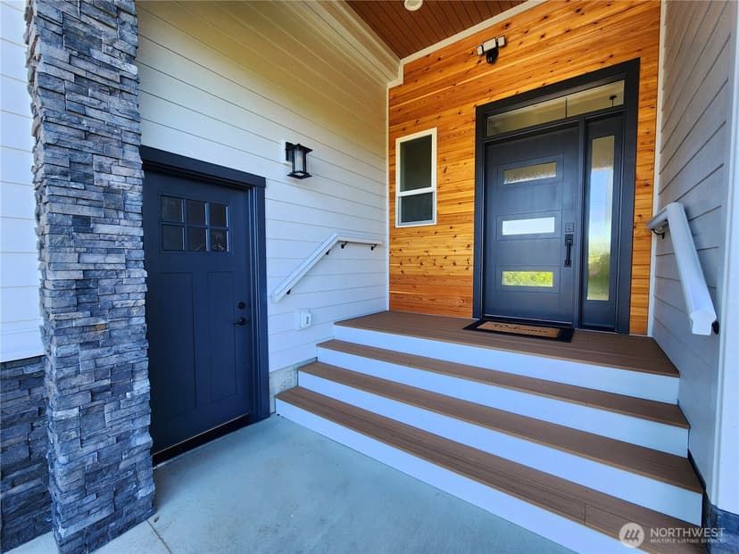 Property photo for 552 Sand Dune Avenue SW, Ocean Shores photo 3