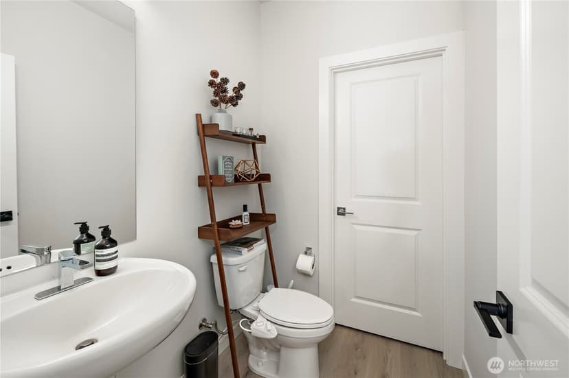 Property photo for 17002 13th Avenue W #A6, Lynnwood photo 16