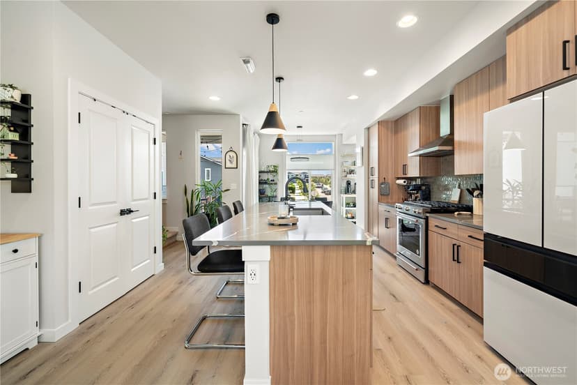 Property photo for 17002 13th Avenue W #A6, Lynnwood photo 5