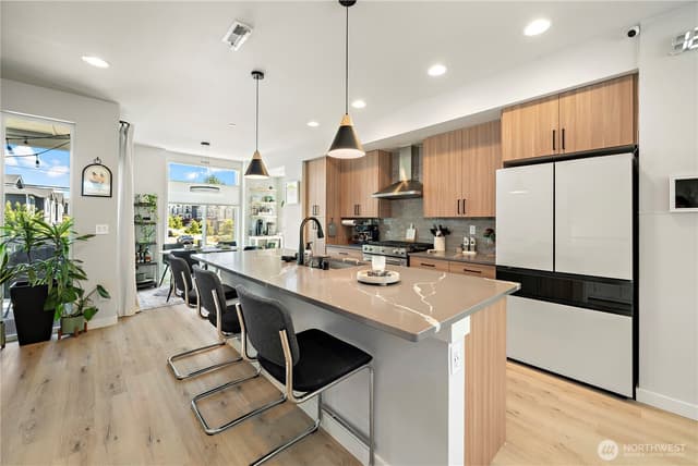Property photo for 17002 13th Avenue W #A6, Lynnwood photo 3