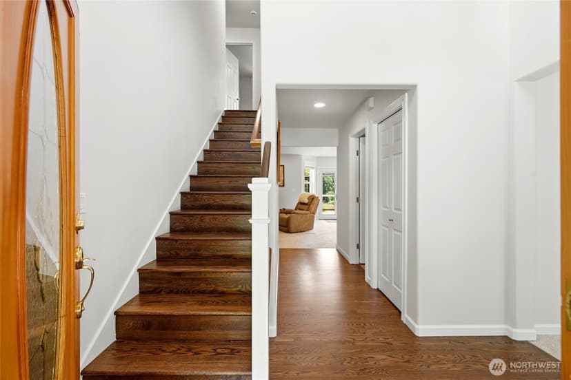Property photo for 1615 Russell Road, Snohomish photo 8