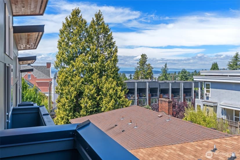 Property photo for 7016 California Avenue SW #E, Seattle photo 21