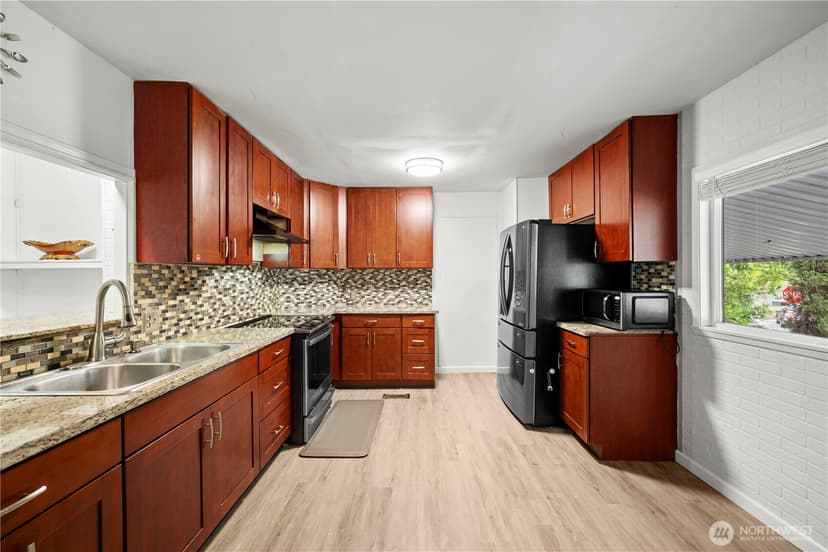 Property photo for 7701 Hardeson Road #100, Everett photo 16