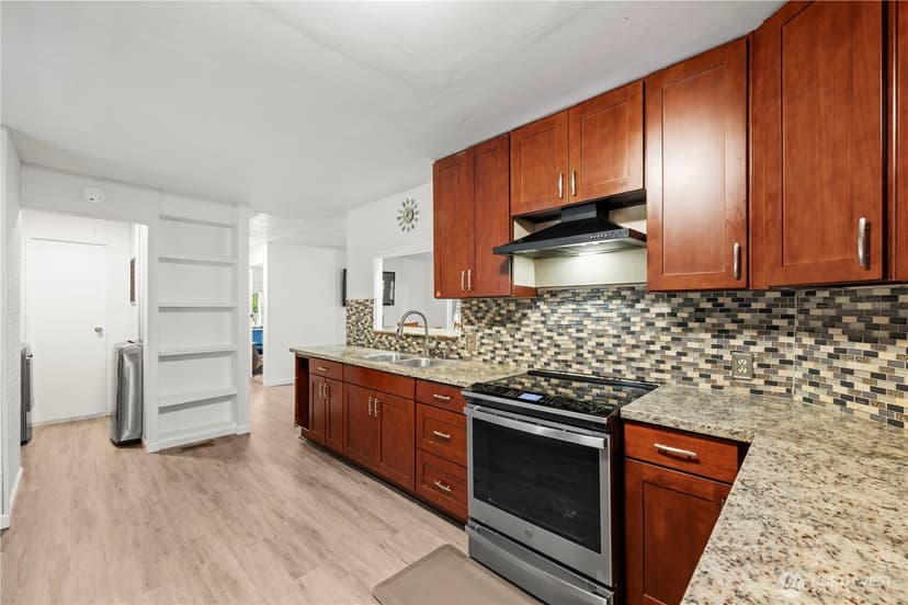 Property photo for 7701 Hardeson Road #100, Everett photo 18